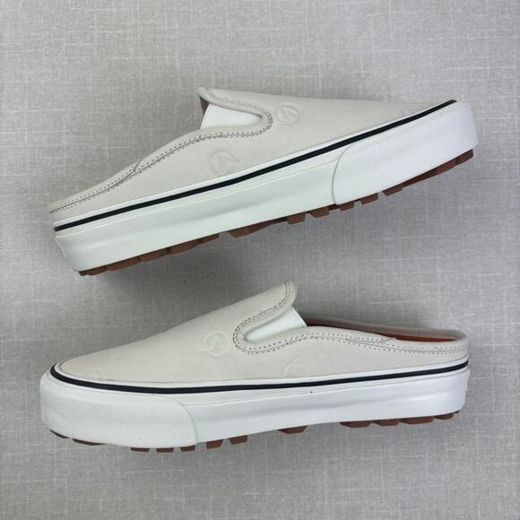 Athletic_Shoes